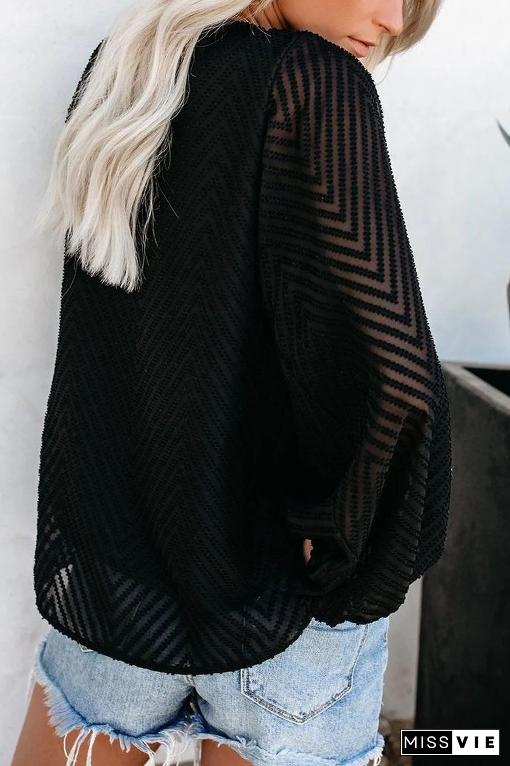 Lantarn Sleeve V-Neck Chiffon Blouse