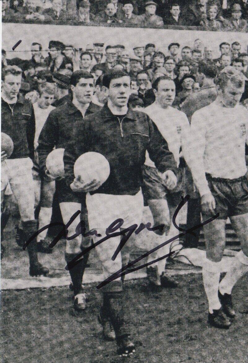 JOHN GREIG HAND SIGNED 6X4 Photo Poster painting SCOTLAND FOOTBALL AUTOGRAPH 1