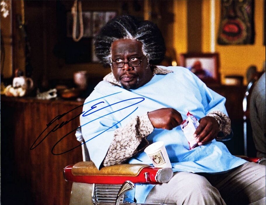 CEDRIC THE ENTERTAINER In-person Signed Photo Poster painting - Barbershop