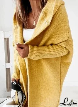 Relaxed and Timeless general garment