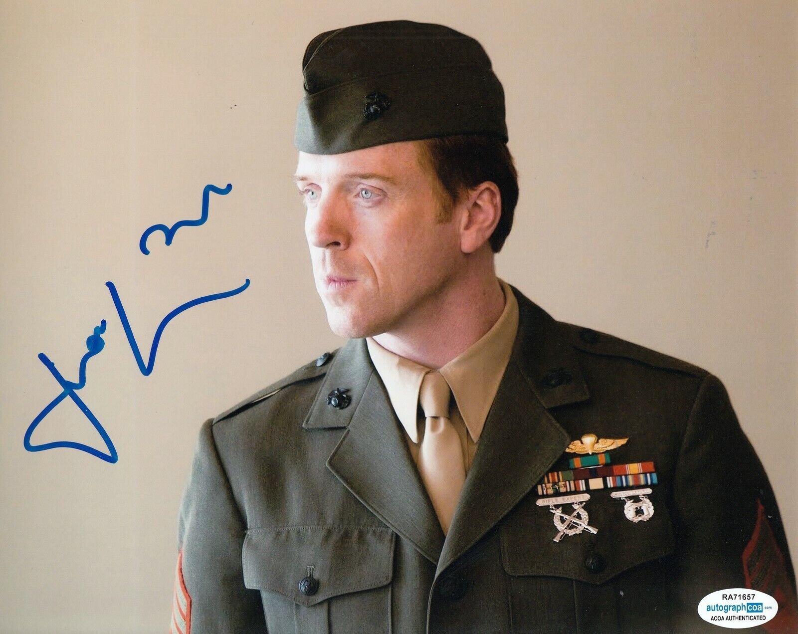 DAMIAN LEWIS signed (HOMELAND) TV Show 8X10 Photo Poster painting *Nicholas Brody* ACOA #2