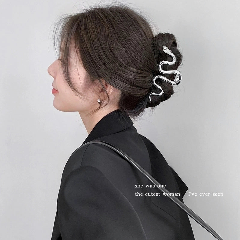 Casual Minimalist Women’s Star Solid Color Alloy Metal Hollow Out Hair Clip Hairpin Hair Claws