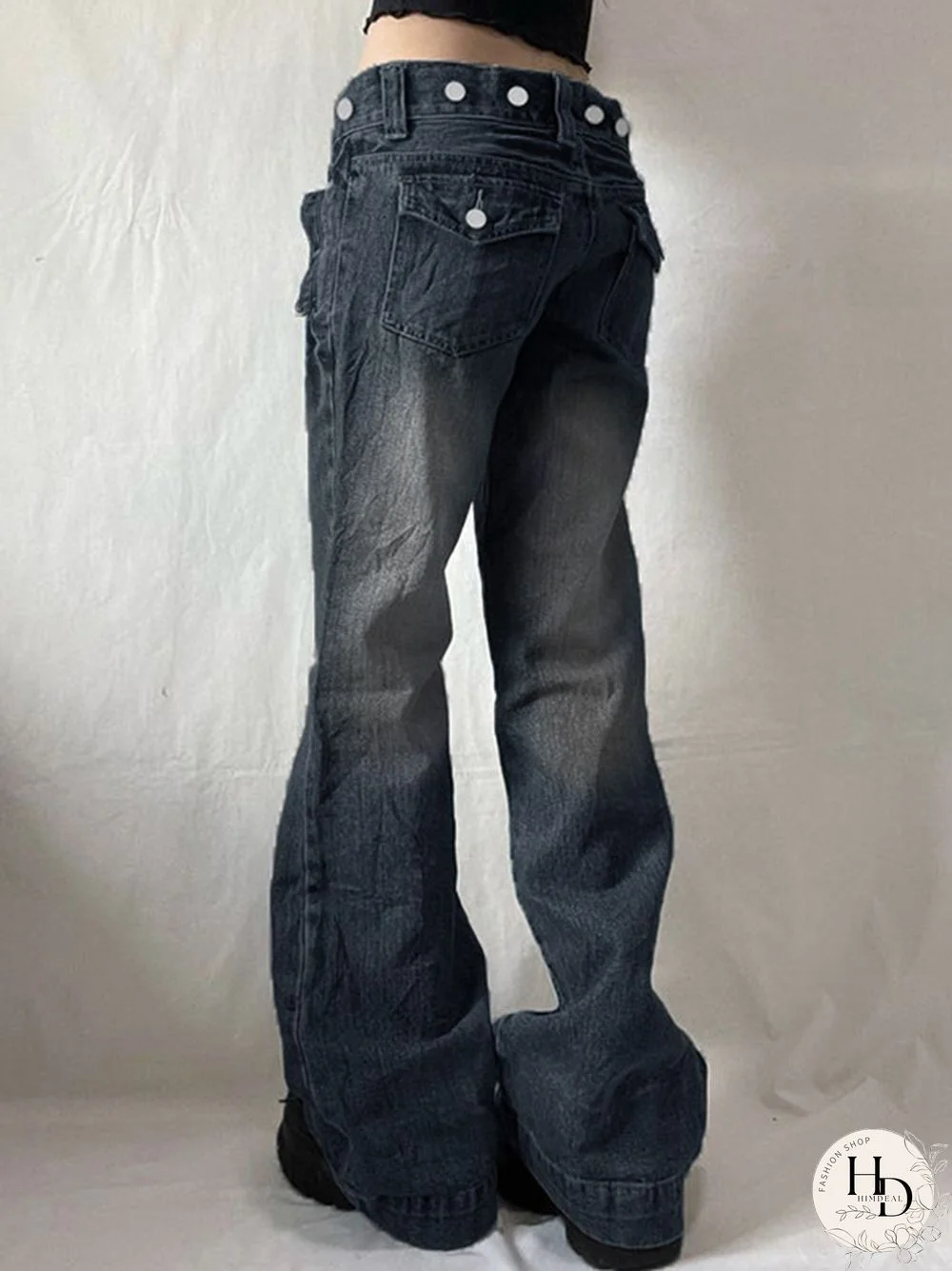 Metal Decor Buckle Low Rise Boyfriend Jeans