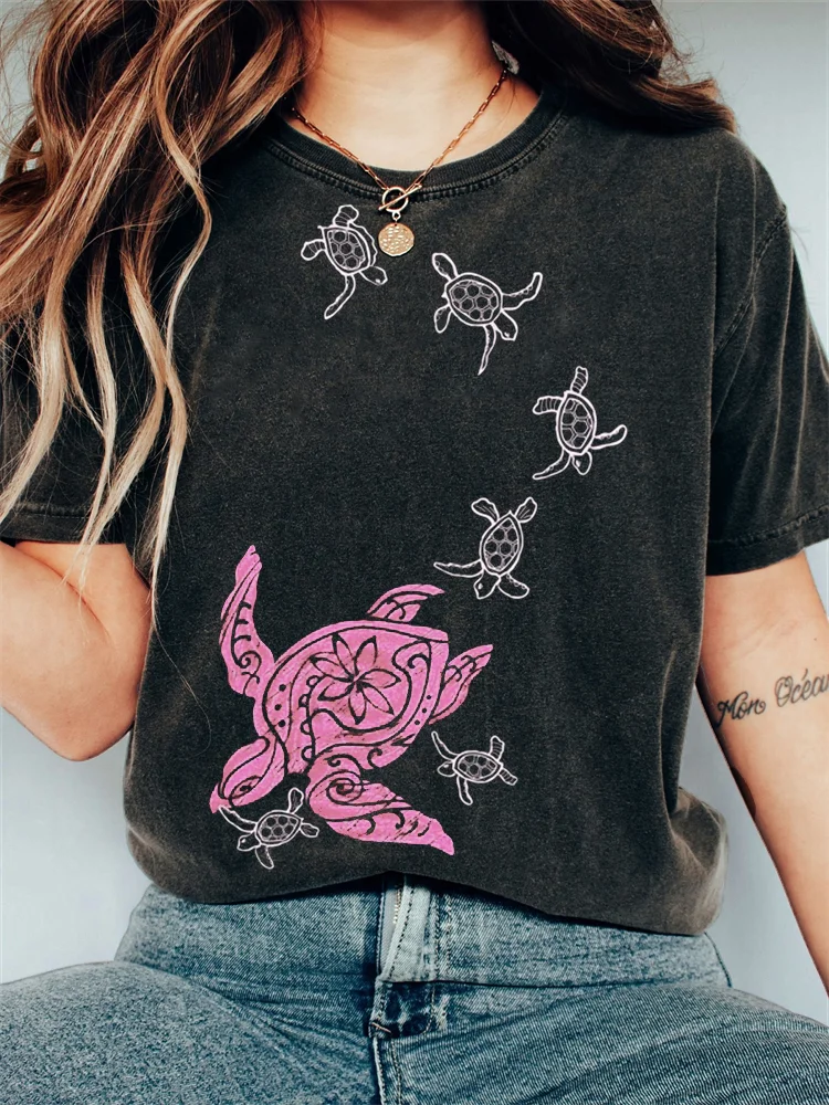 Lovely Sea Turtle Family Graphic Vintage T Shirt