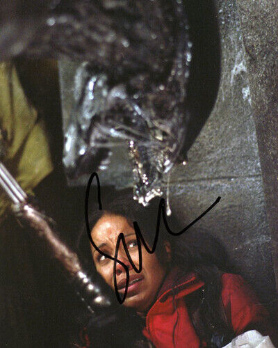 Sanaa Latham signed autograph Photo Poster painting 8x10 inch COA in Person Alien vs predator 1