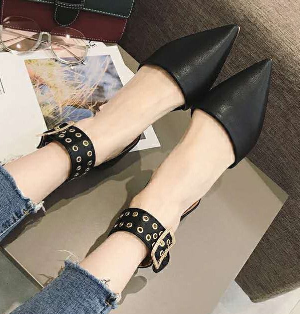 Late Night Sandals Women's 2020 New Summer Buckle Half Baotou Women's Shoes Hollow Shoes Fairy Wind