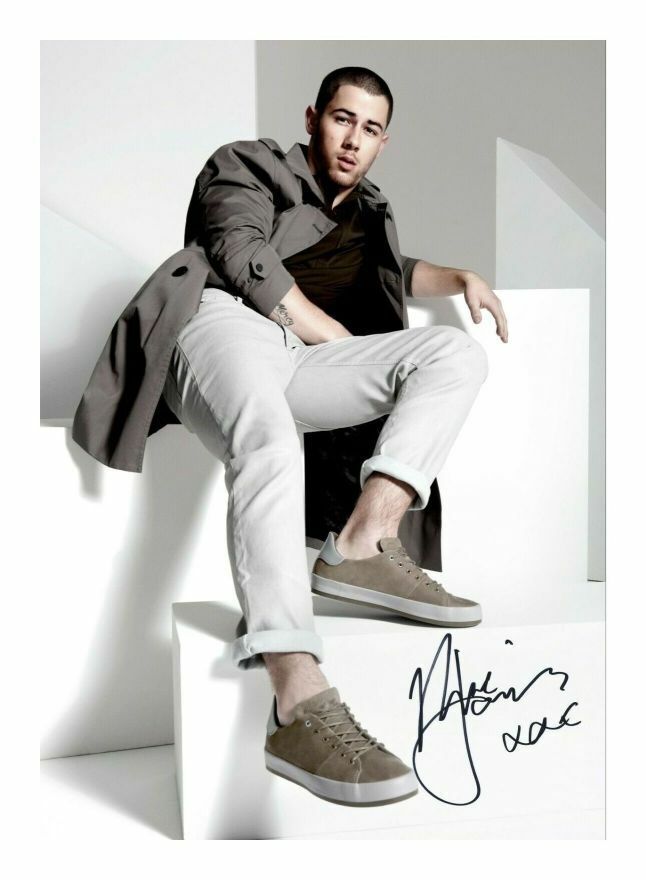 NICK JONAS AUTOGRAPH SIGNED PP Photo Poster painting POSTER