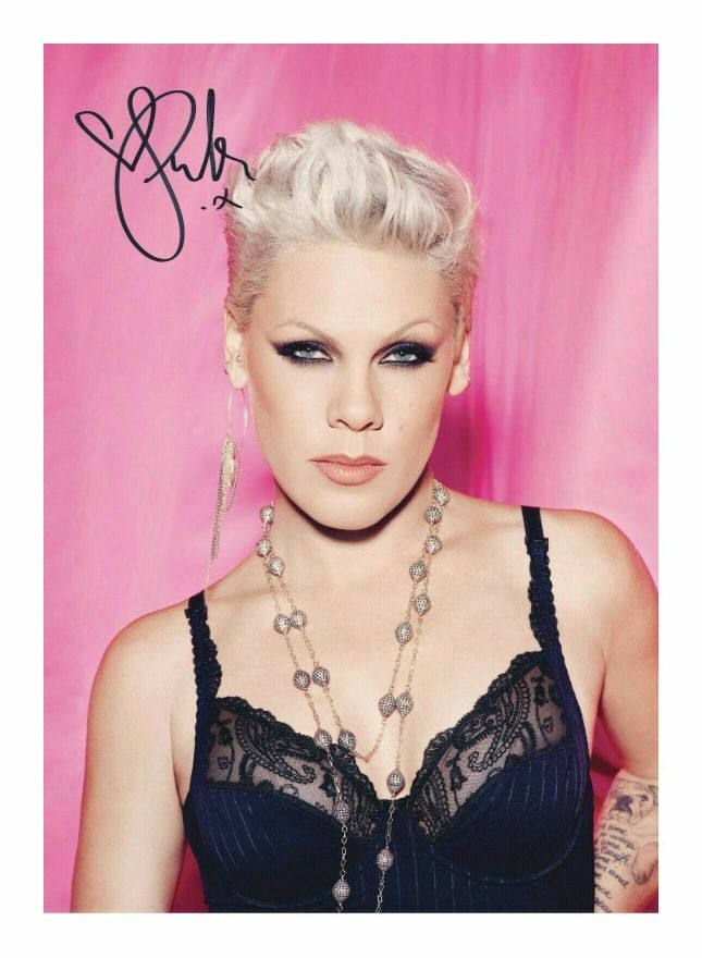 P!NK PINK AUTOGRAPH SIGNED PP Photo Poster painting POSTER