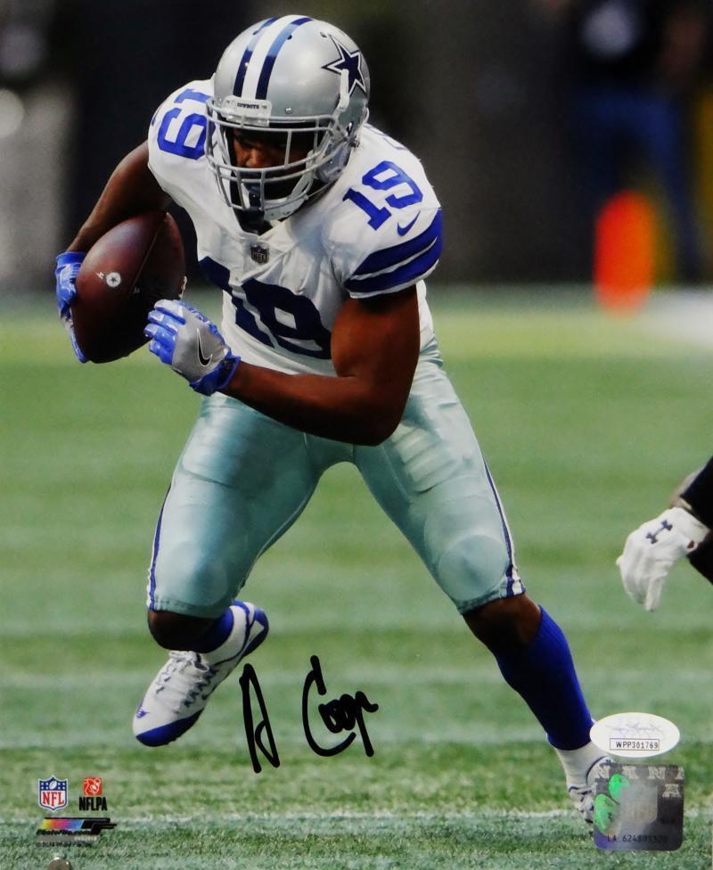 Amari Cooper Signed Cowboys 8x10 Running White Jersey PF Photo Poster painting- JSA W Auth *Blk