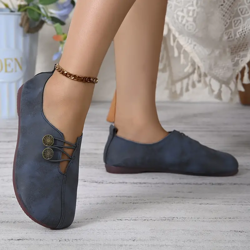 Lightweight Orthopedic Shoe