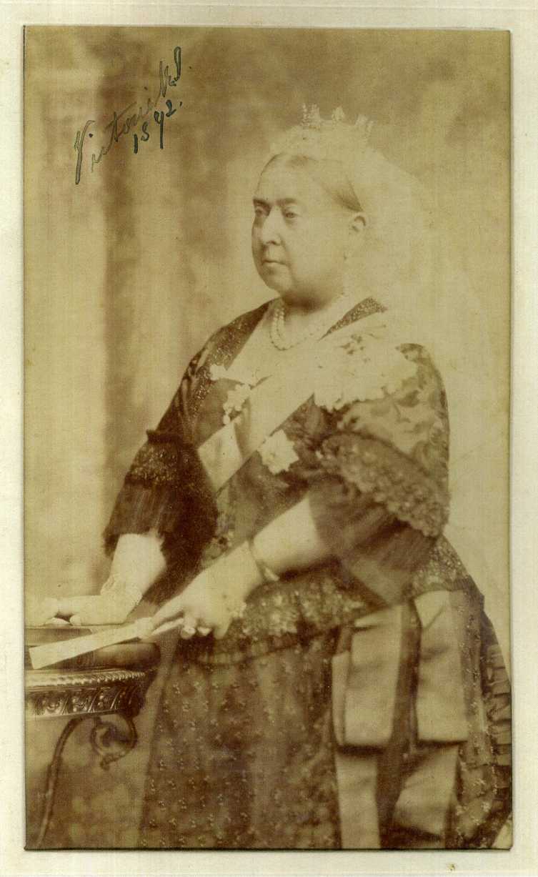 QUEEN VICTORIA Signed Photo Poster paintinggraph - British Royalty - preprint