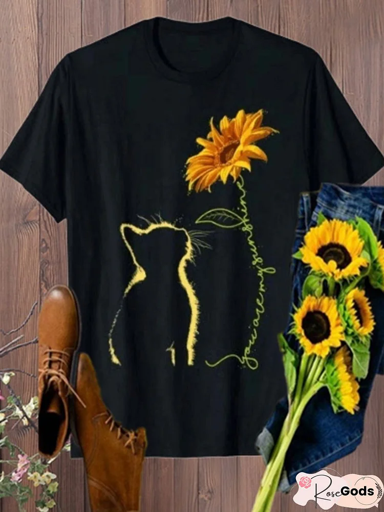 Vintage Cat and Sunflower Printed Plus Size Short Sleeve Casual Top