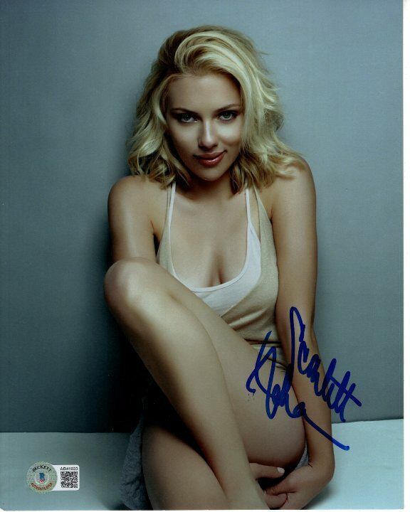 SCARLETT JOHANSSON signed 8x10 Photo Poster painting Beckett BAS