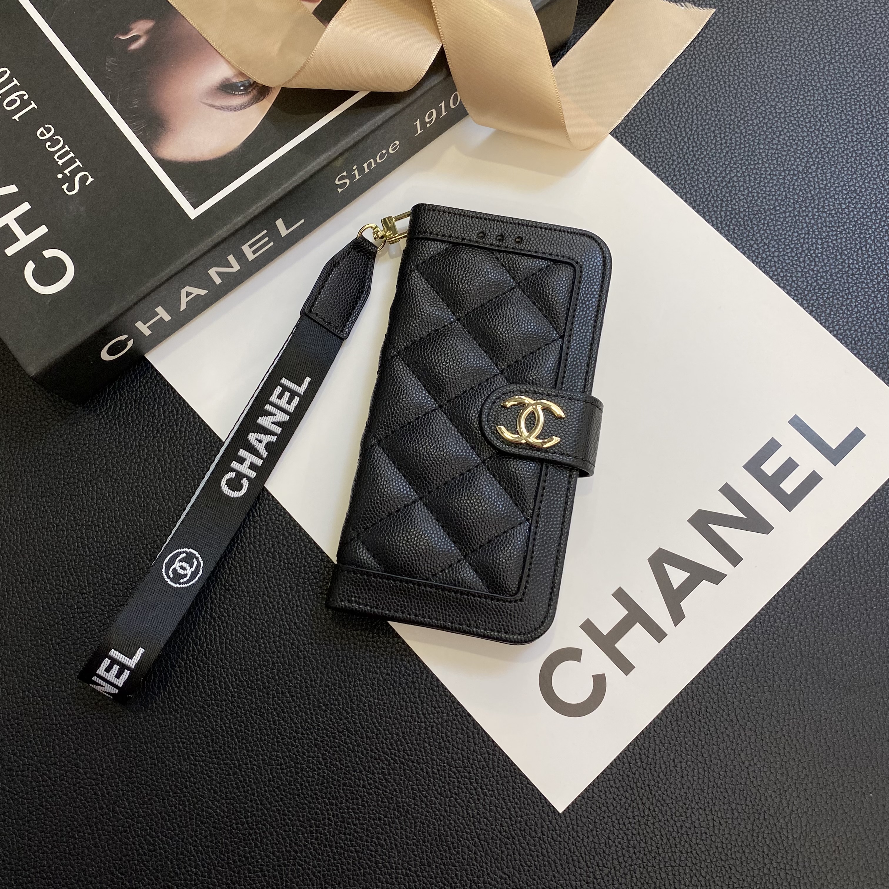 Chanel Genuine Leather Wallet Leather Crossbody Bag Apple iPhone Case