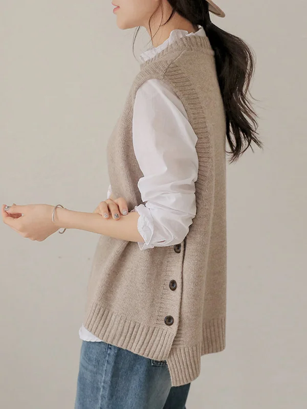 Effortlessly Stylish Sleeveless Sweater Vest for Versatile Layering