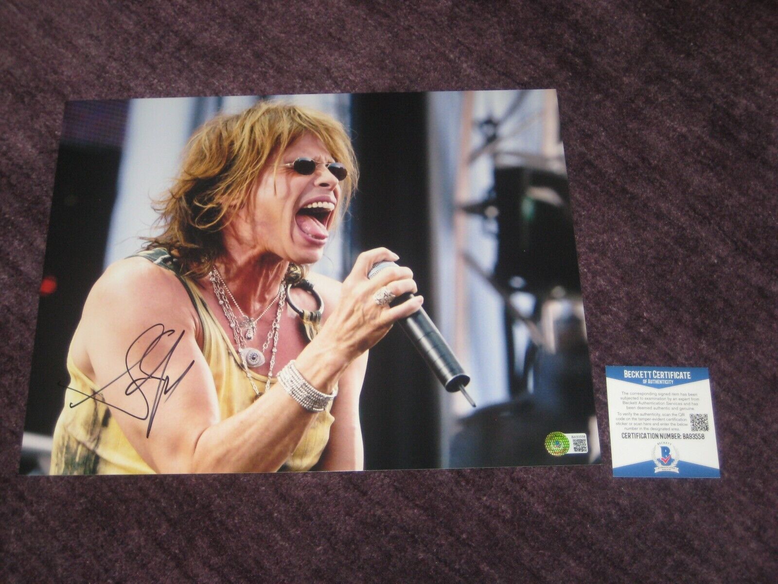 STEVEN TYLER (Aerosmith) Signed 11x14 Photo Poster painting w/ Beckett COA (BAS)