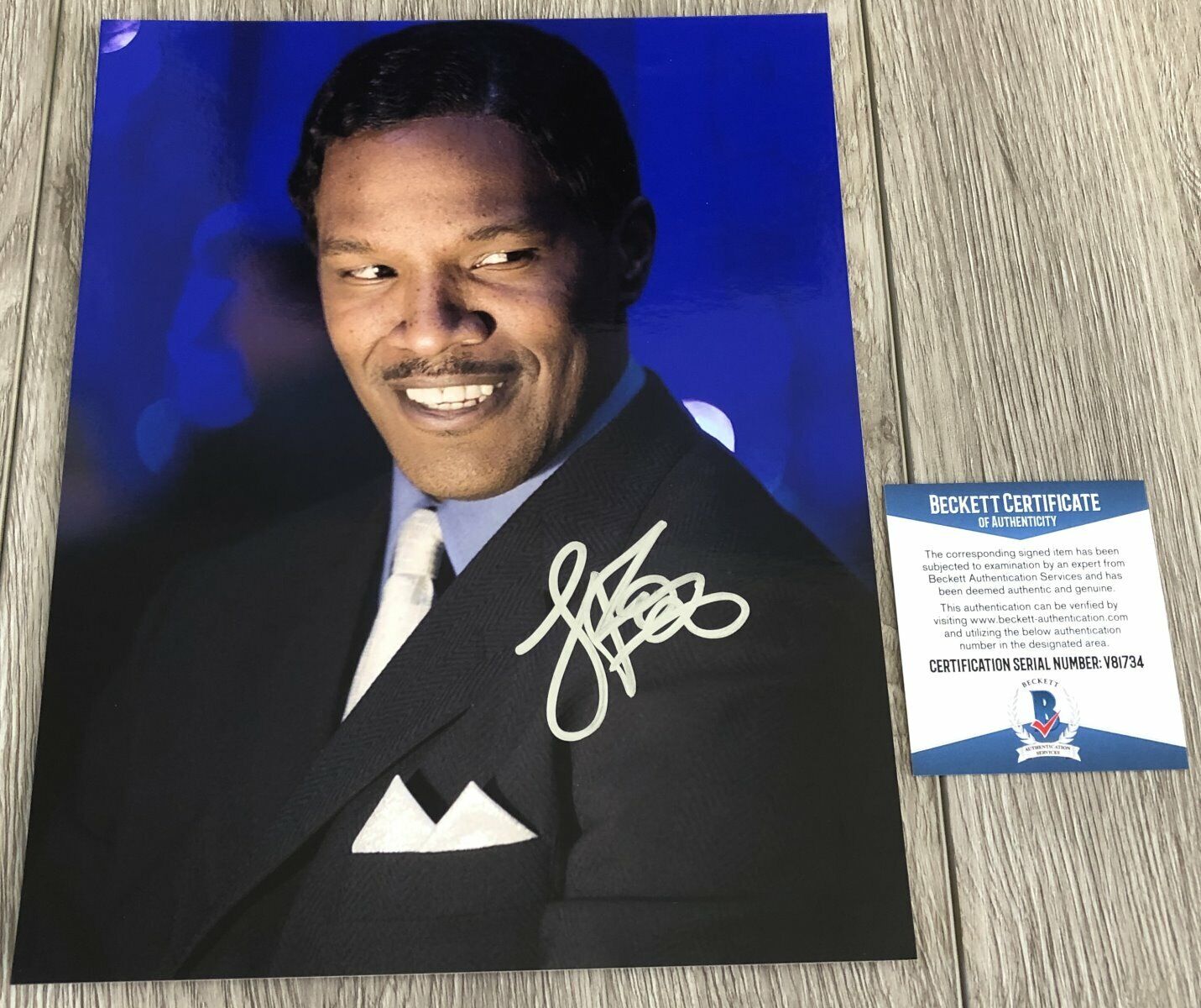 JAMIE FOXX SIGNED OSCAR WINNER DREAMGIRLS RAY 8x10 Photo Poster painting w/PROOF BECKETT BAS COA