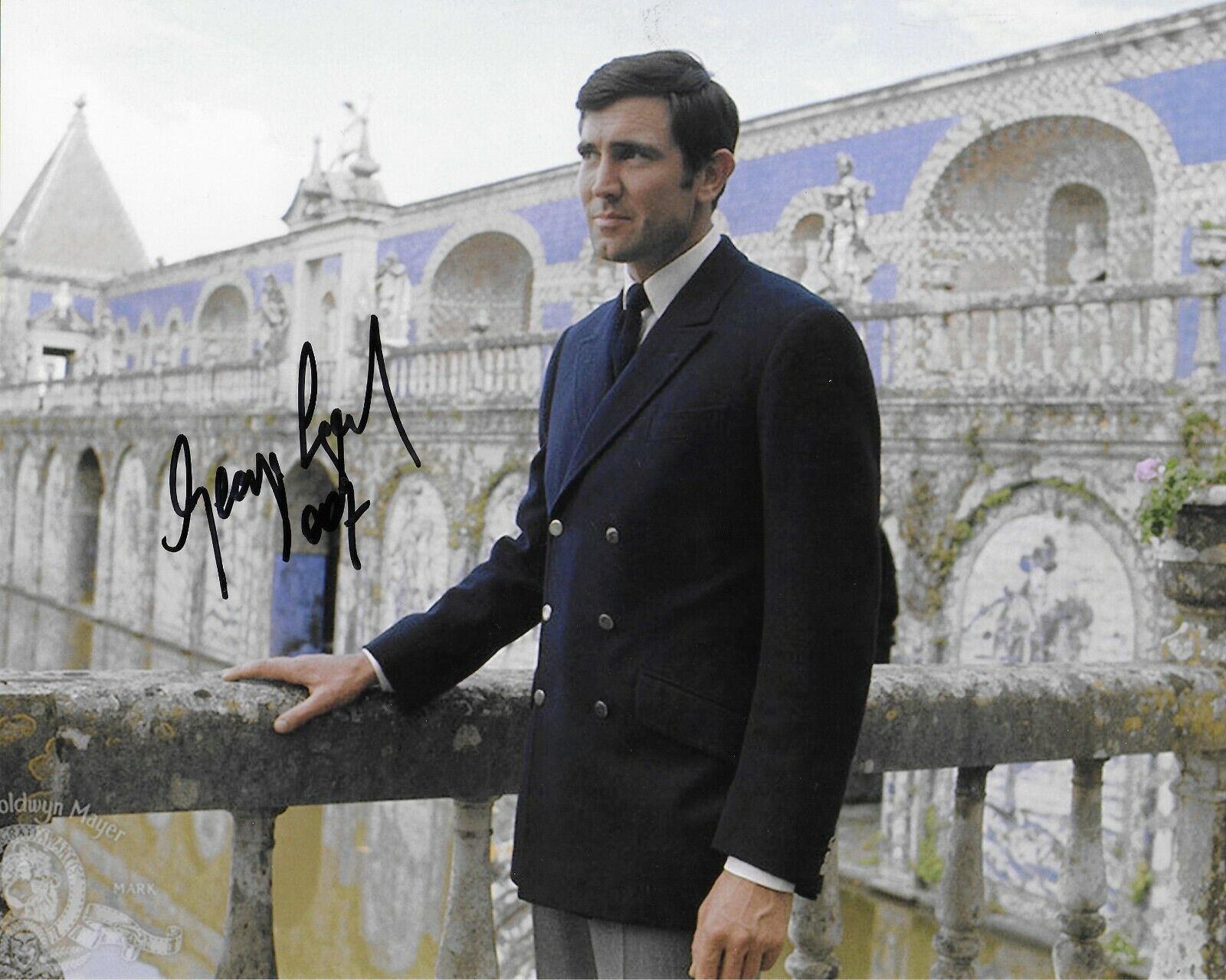 George Lazenby James Bond 007 Original Autographed 8X10 Photo Poster painting #35 signed @HShow