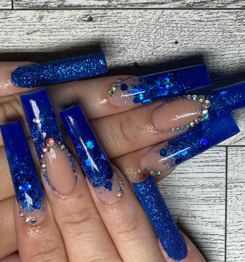 Stunning Blue Acrylic Nail Designs for You Morovan