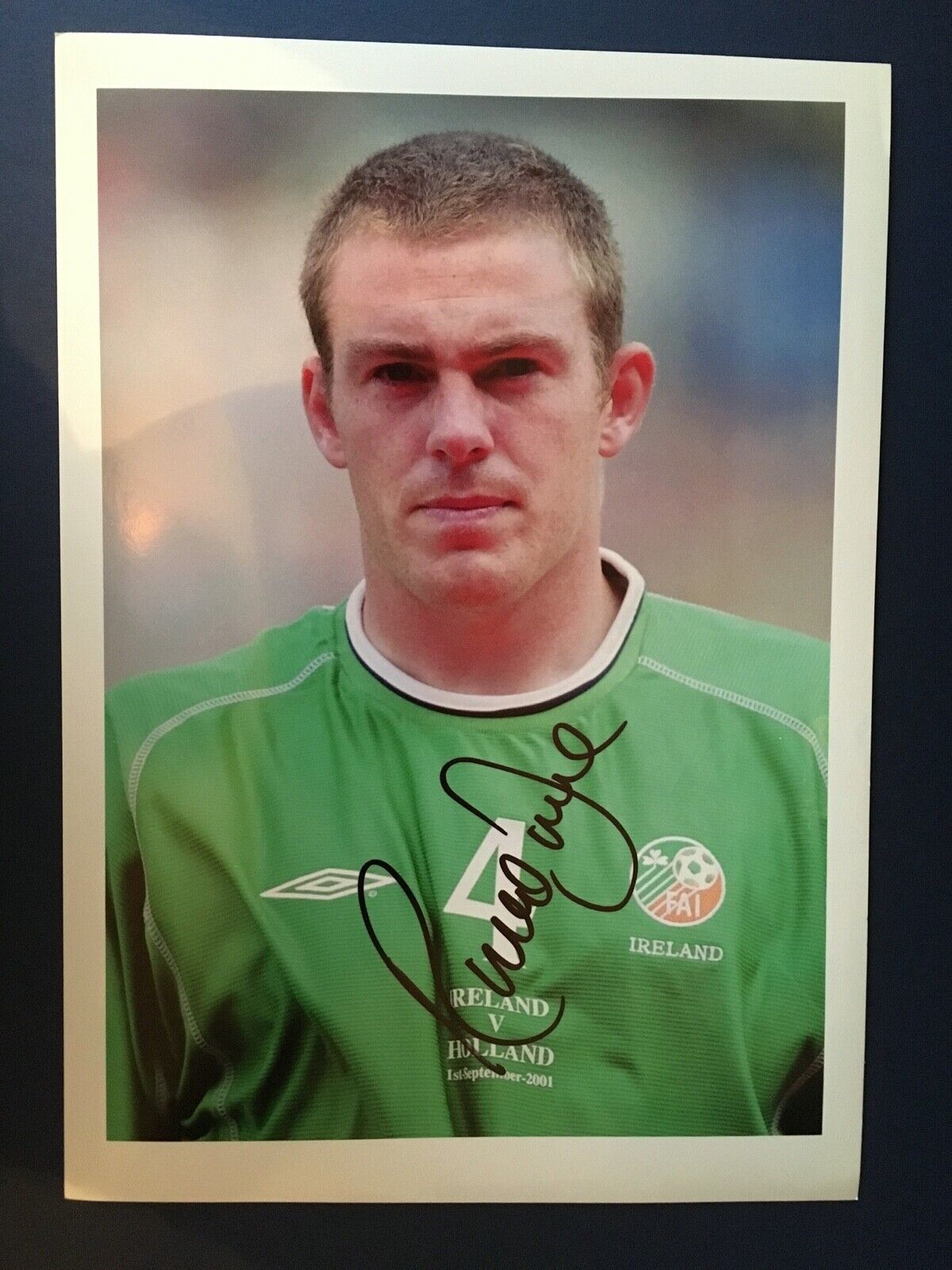 RICHARD DUNNE - REPUBLIC OF IRELAND FOOTBALLER - EXCELLENT SIGNED Photo Poster painting