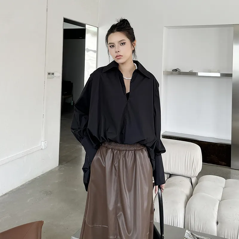 The French Crinkle: Relaxed Long-Sleeve Shirt