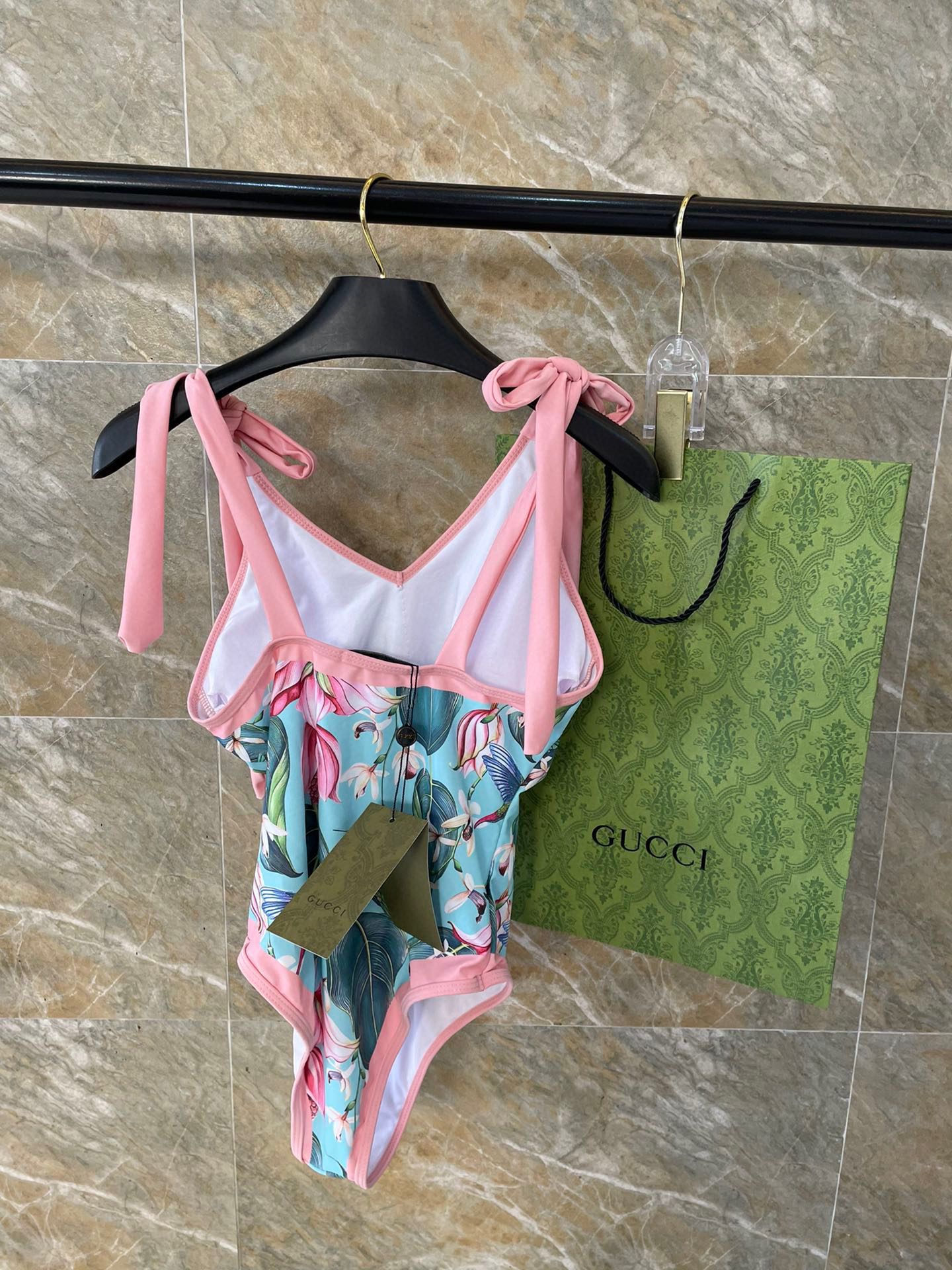 F787d88325369d9f782a1a4bb643c6bb