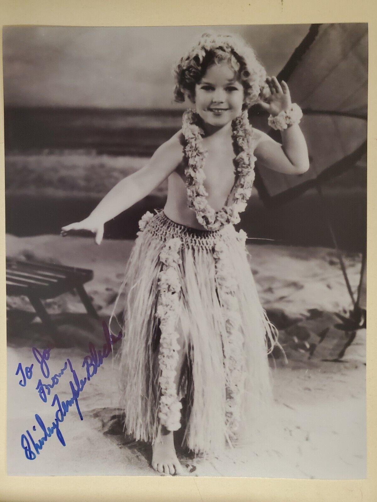 SHIRLEY TEMPLE CUTE HAND SIGNED AUTOGRAPHED BW Photo Poster painting TO JOE!!