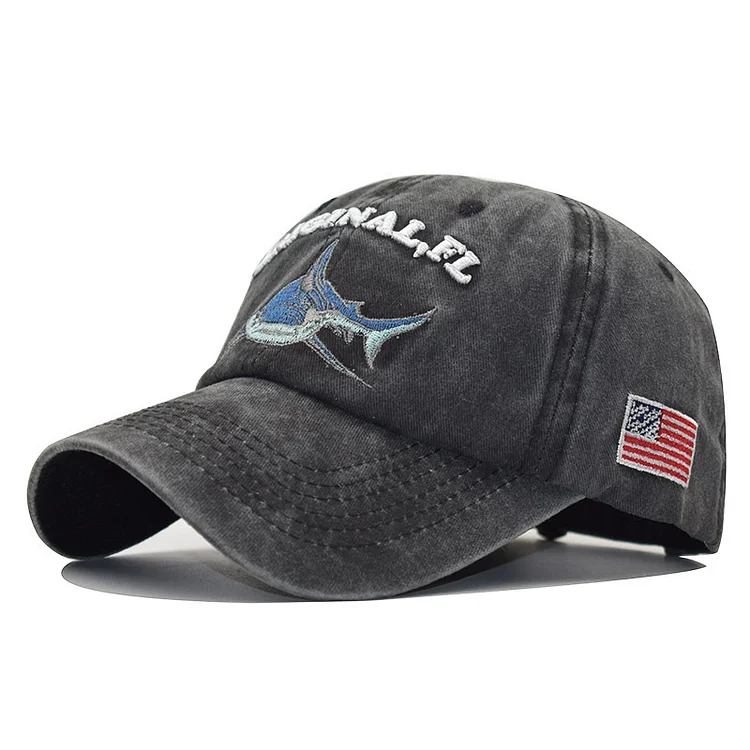Men & Women Baseball Cap/shark spirit embroidery Outdoor Fitted Hat