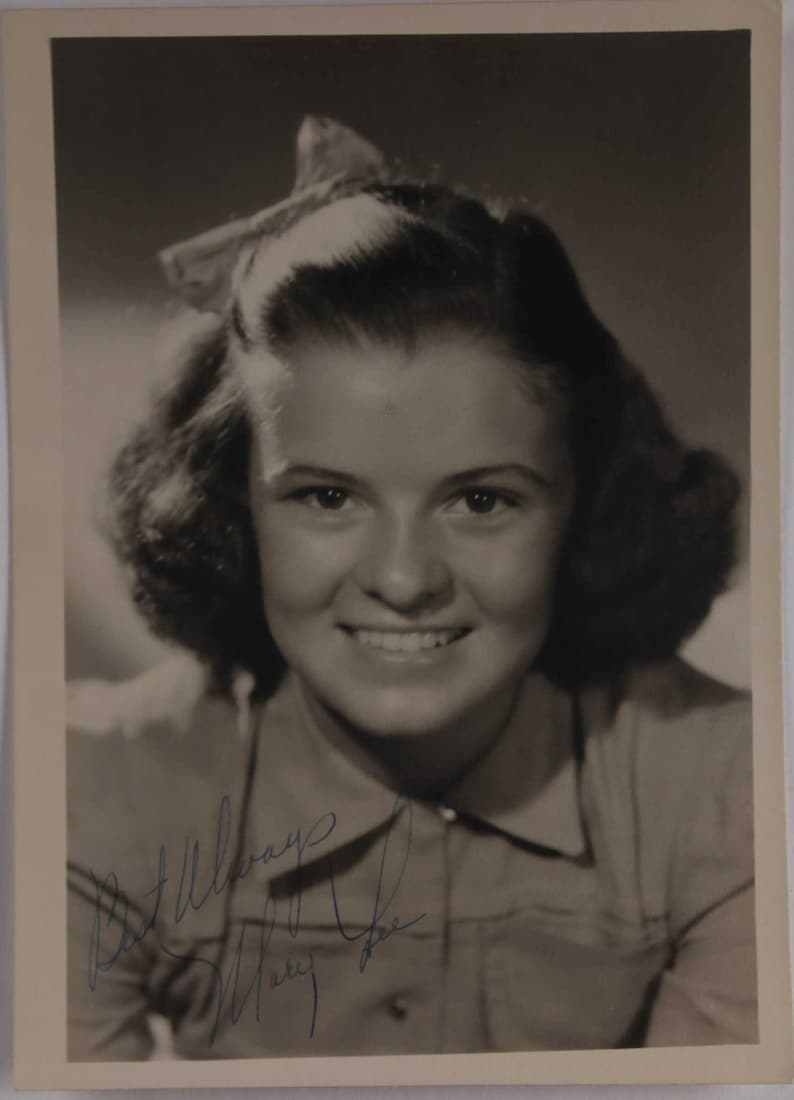 Mary Lee (d. 1996) Signed Autographed Vintage 5x7 Photo Poster painting - COA Matching Holograms