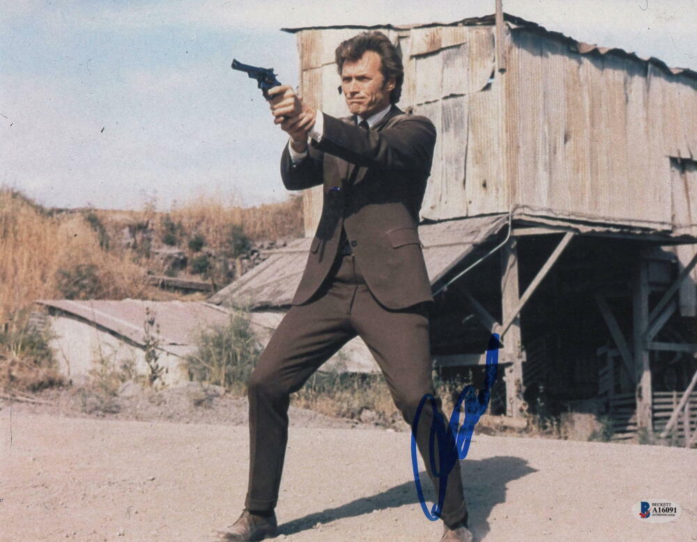 CLINT EASTWOOD SIGNED AUTOGRAPH 11x14 Photo Poster painting DIRTY HARRY HOLLYWOOD LEGEND BECKETT