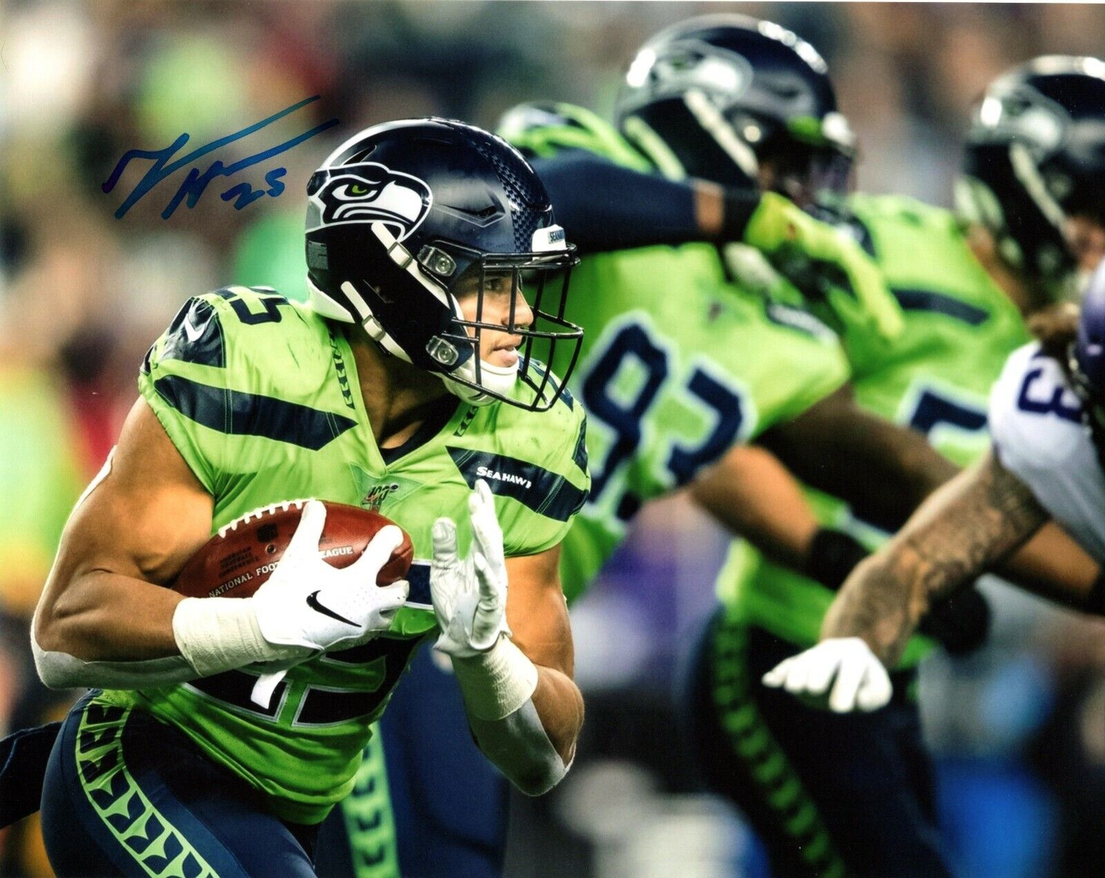 Travis Homer Autographed Signed AUTO Seattle Seahawks 8x10 Photo Poster painting #1