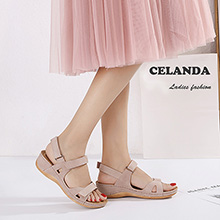 women sandals 