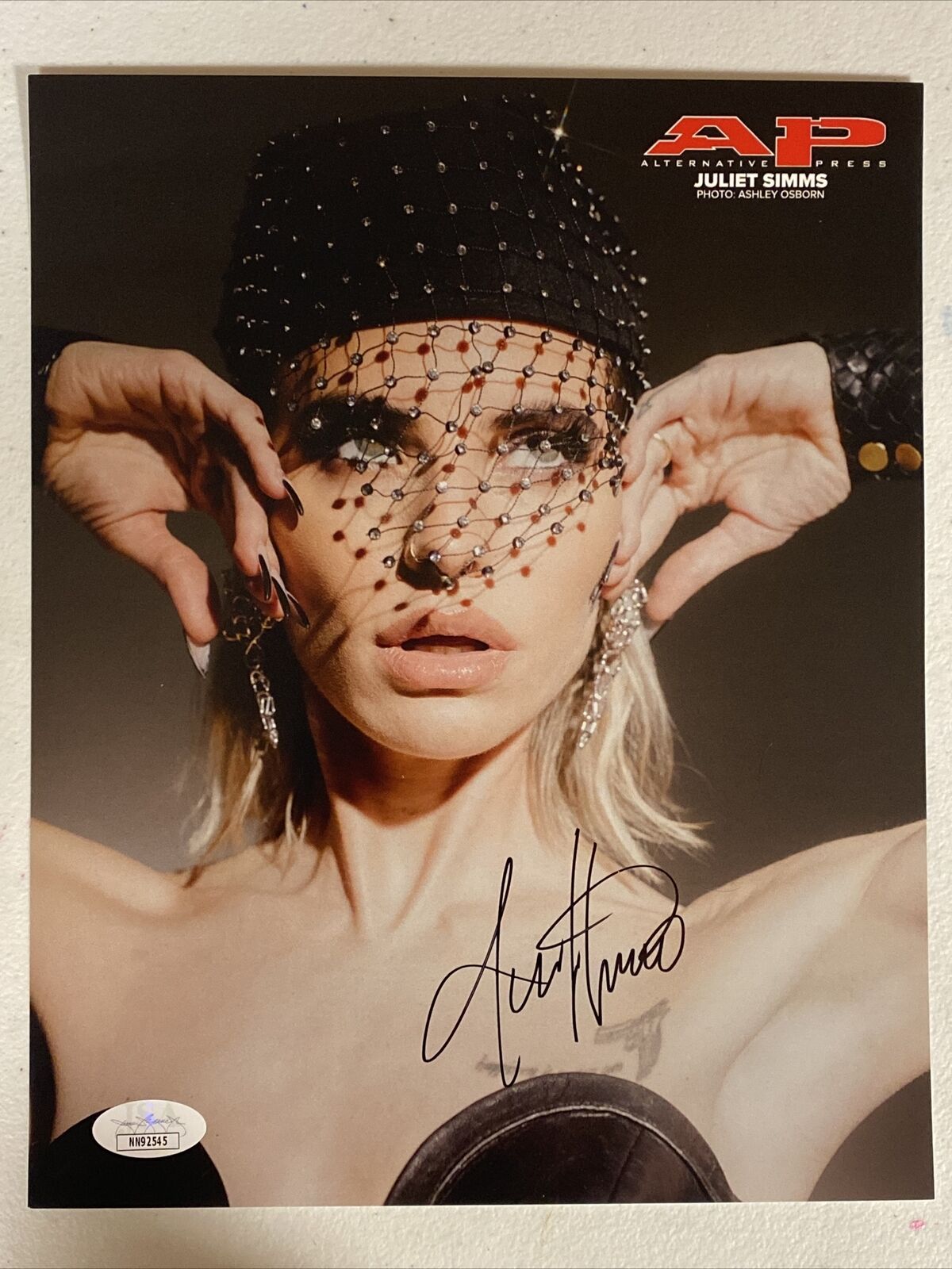 LILITH CZAR JULIET SIMMS AUTOGRAPHED SIGNED 8X10 Photo Poster painting JSA COA # NN92545