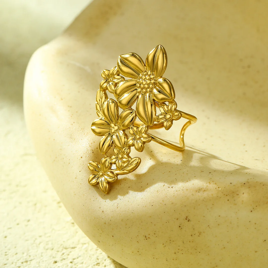Flower Titanium Steel Open Ring