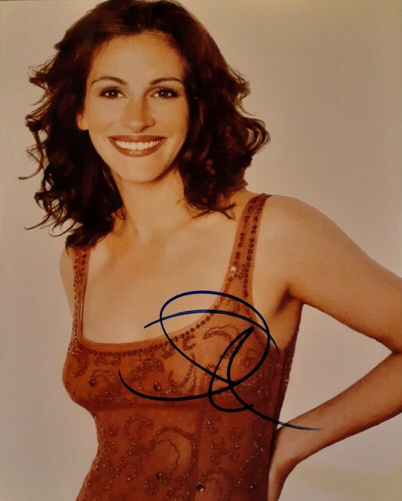 Julia Roberts signed 8x10