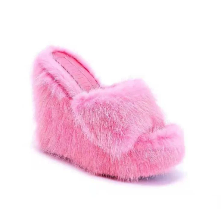 2021 Autumn New Fur Slippers Flat Wedge Heel Slippers Women High-heeled Furry Drag Fashion Outdoor All-match Shoes Slippers