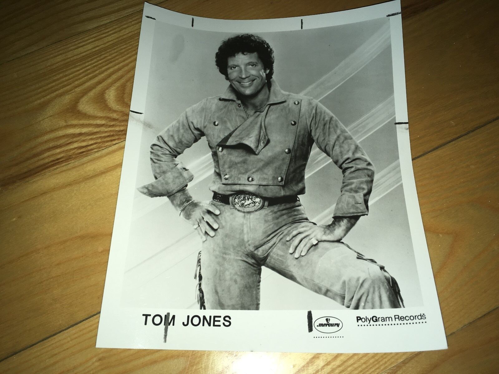 Tom Jones USED 8 x 10