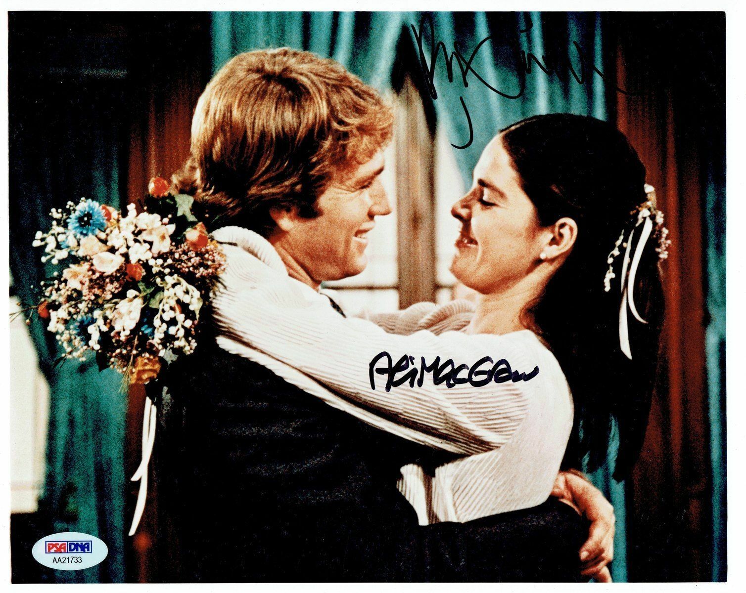 Ali MacGraw & Ryan O'Neal Signed Love Story Auto 8x10 Photo Poster painting PSA/DNA #AA21733