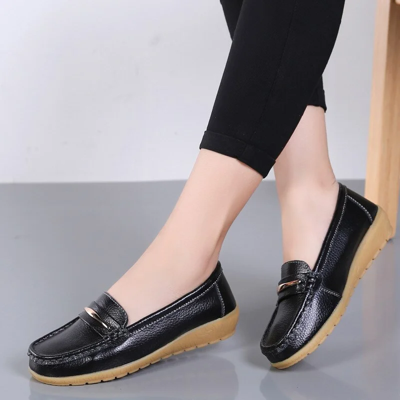 2021 New Genuine Leather Shoes Woman Slip On Women Flats Moccasins Women's Loafers Spring Autumn Mother Shoe Big Size 35-44
