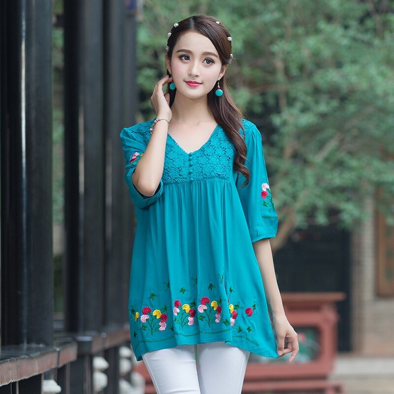 Summer Blouses for Women 2019 Vintage Cotton Linen Floral Embroidery Large Size Ladies Shirts and Tops Loose Woman Top Blusas