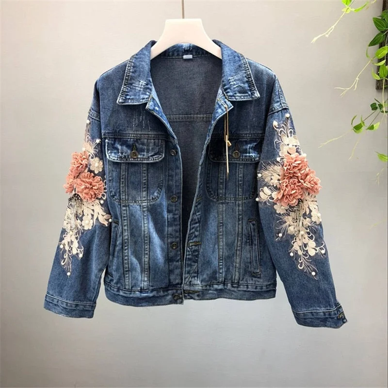 2021 Autumn Women Embroidered Three-dimensional Flower Short Wash Long-sleeve Denim Jacket Light Blue Female Jeans Jacket M131