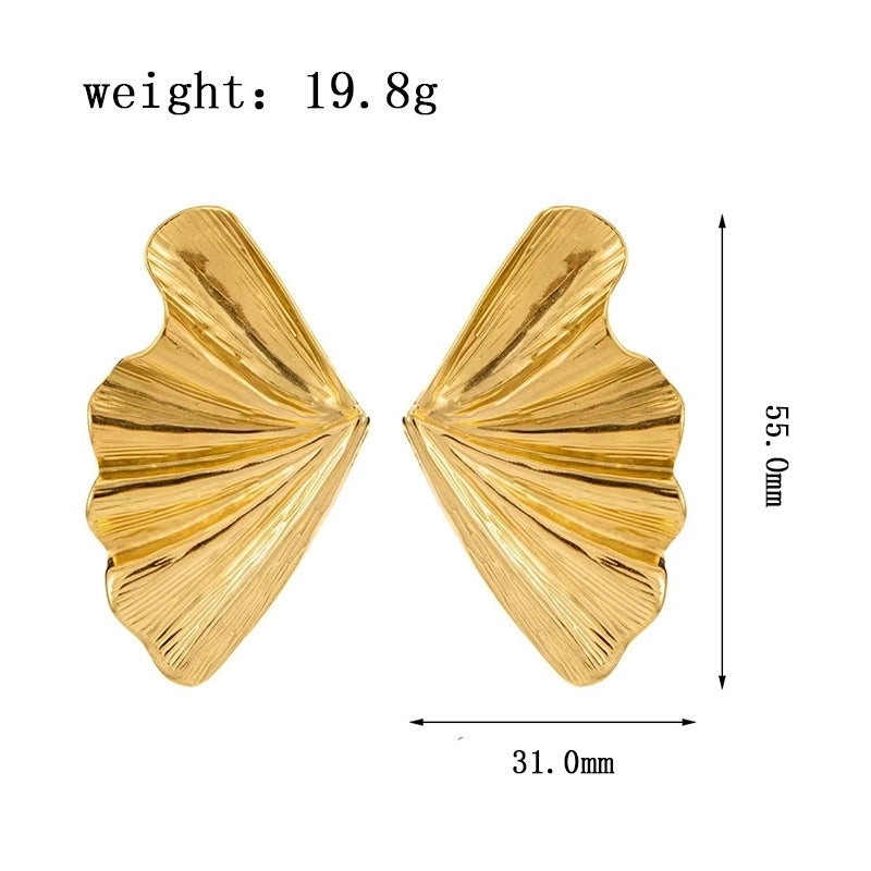 1 Pair Sweet Letter Heart Shape Flower Plating Titanium Steel Ear Studs