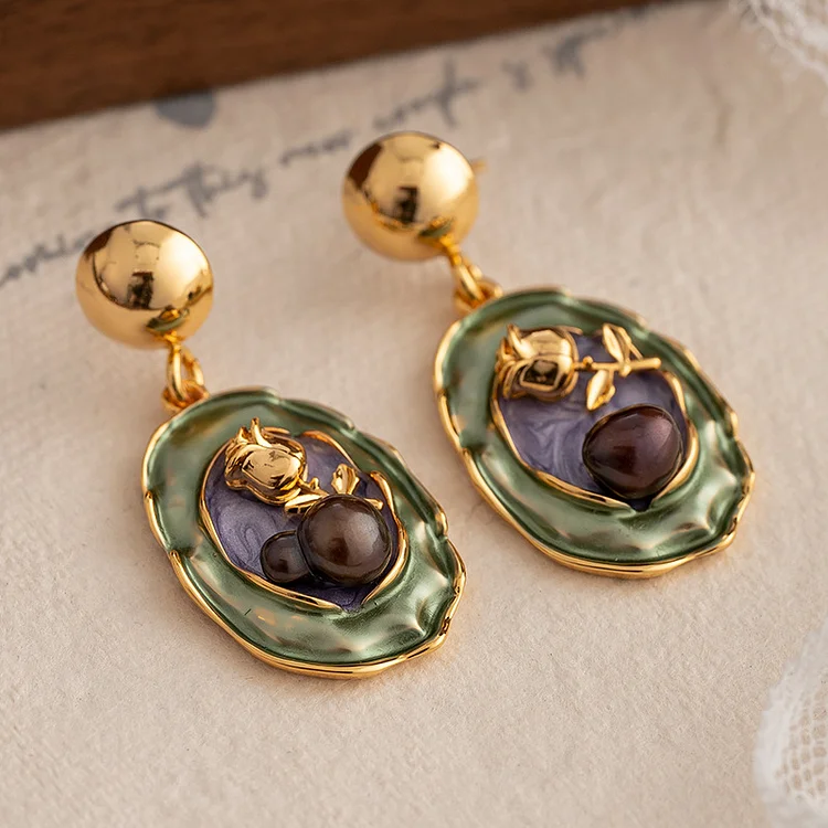 Vintage Rose Pearl Earrings