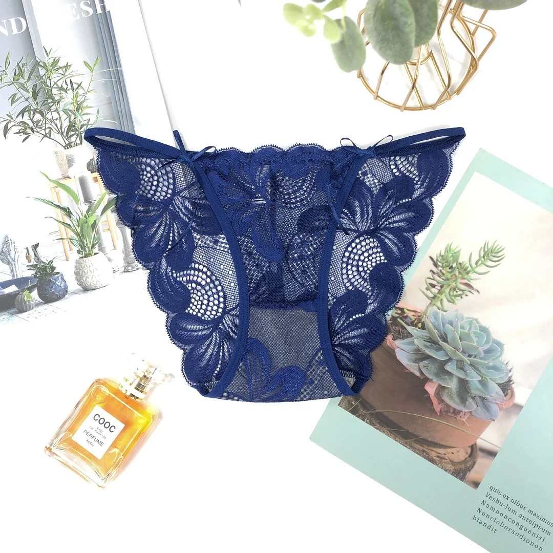 French Cotton Underwear Sexy Lace Panties Fashion Hollow Out Flower T Pants Low Waist Seamless Bow Briefs Female Sexy Lingerie