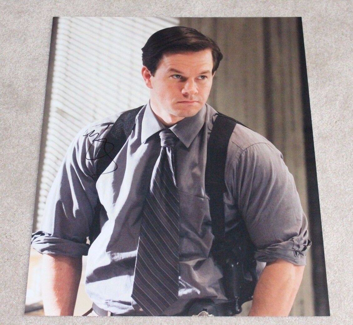 ACTOR MARK WAHLBERG SIGNED 'THE DEPARTED' MOVIE 16x20 INCH Photo Poster painting w/COA PROOF