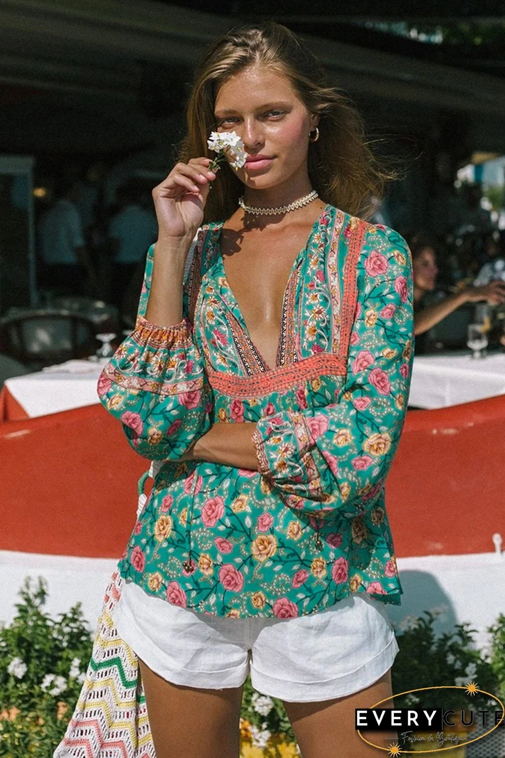 Green V Cut Neck Floral Lantern Sleeve Blouse