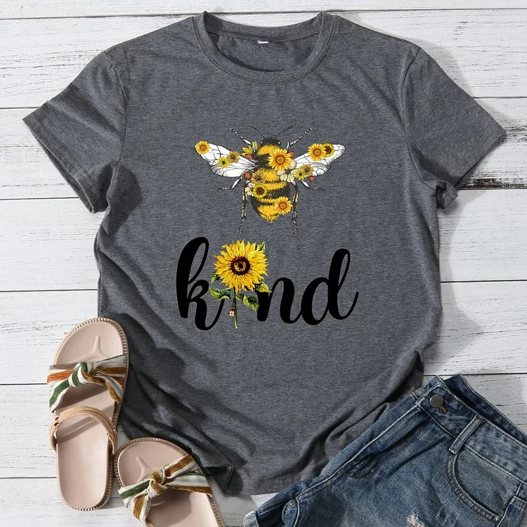 Kind bee Round Neck T-shirt-0025922