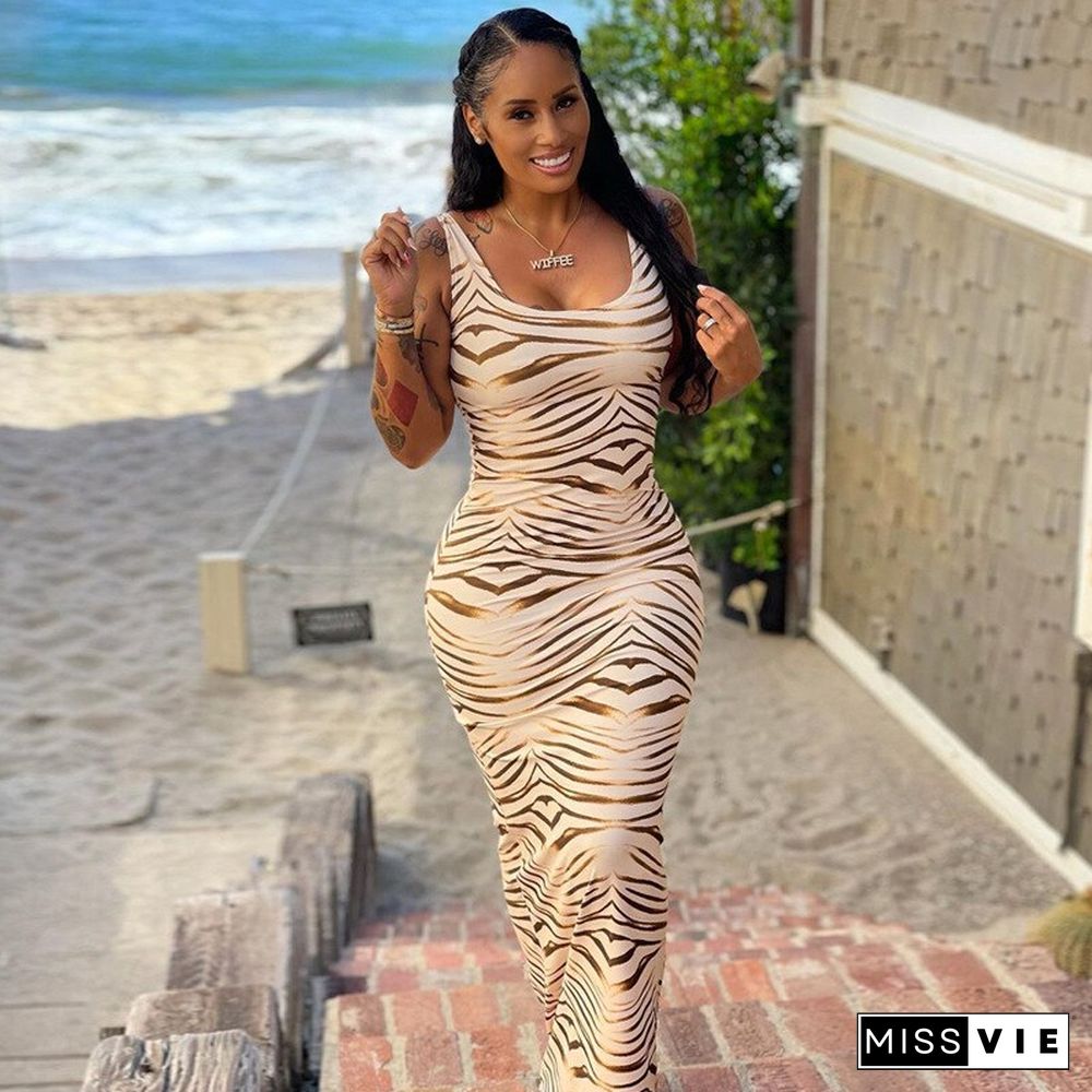 Women's Sleeveless Slim DressNew Spring And Summer Fashion Sexy U-neck Off Shoulder Ruffle Dress Rayon Dress