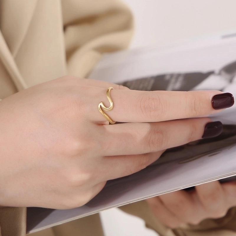 Minimalist Waves 304 Stainless Steel 18K Gold Plated Plating Rings