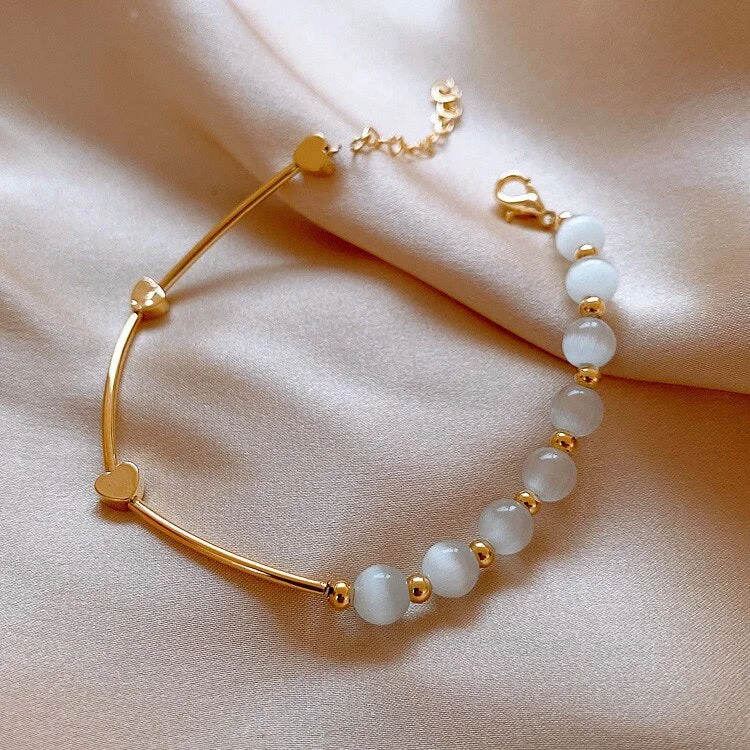 Luxury Female White Moonstone Bracelet Trendy Gold Color Heart Open Bracelets For Women Charm Crystal Party Chain Bracelet